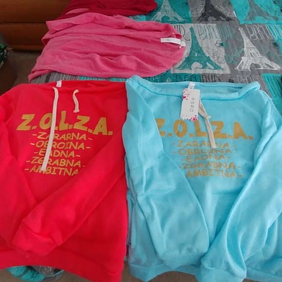 Clothes - Picture 3 of 8